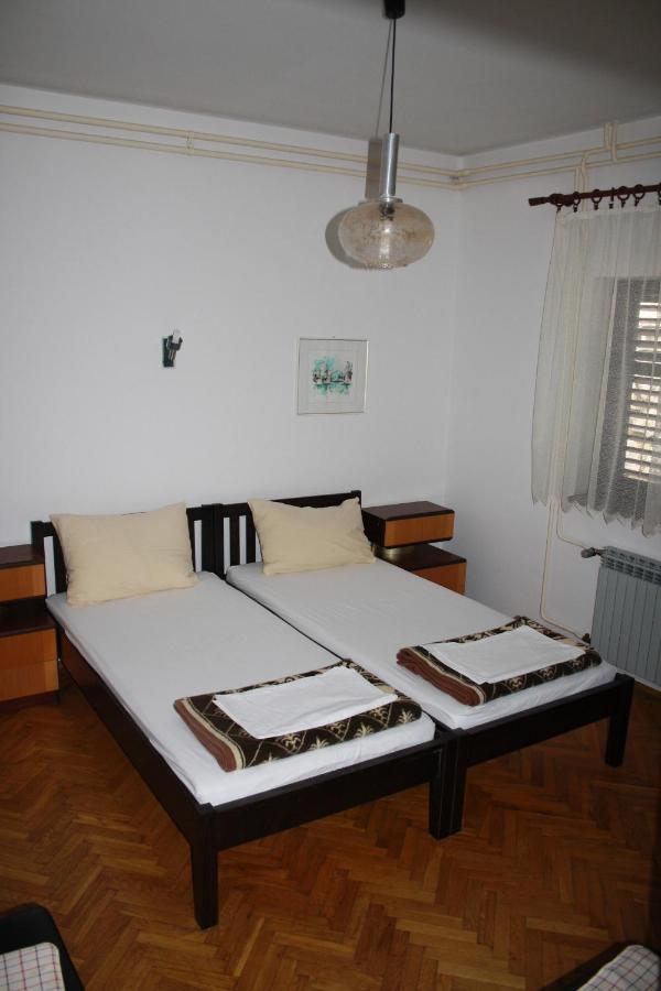 Apartman Branka 3 ซริกเวนิซา ภายนอก รูปภาพ